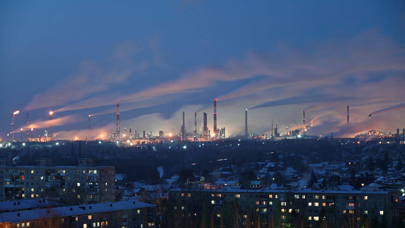 النفط يقفز 3% بعد توقف إنتاج أكبر حقول غرب أوروبا وتصاعد حرب أوكرانيا