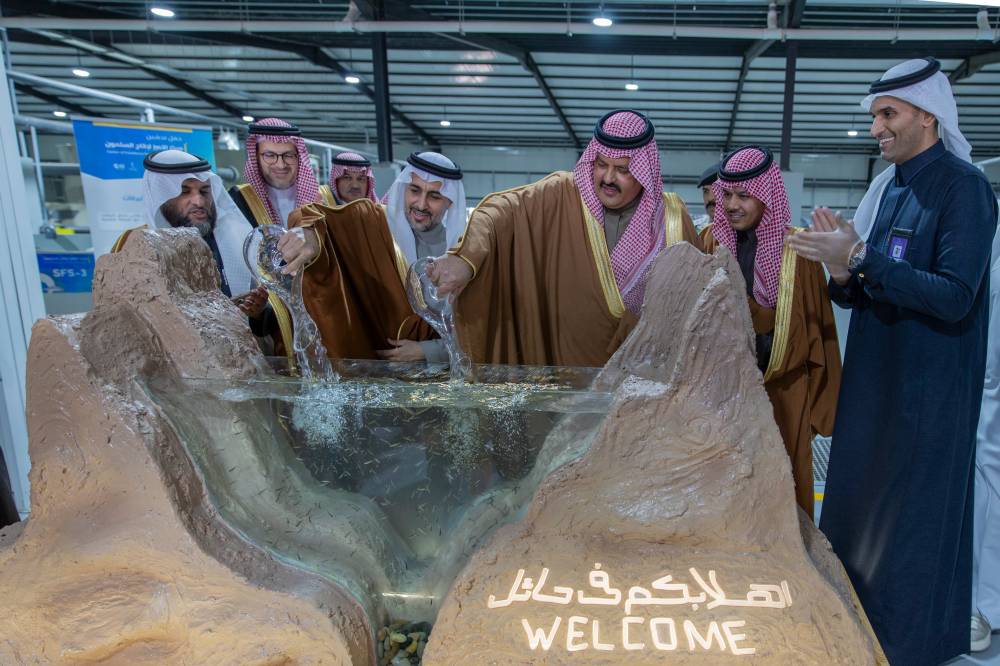 السعودية تدشن أكبر مشروع لإنتاج أسماك السلمون في الشرق الأوسط