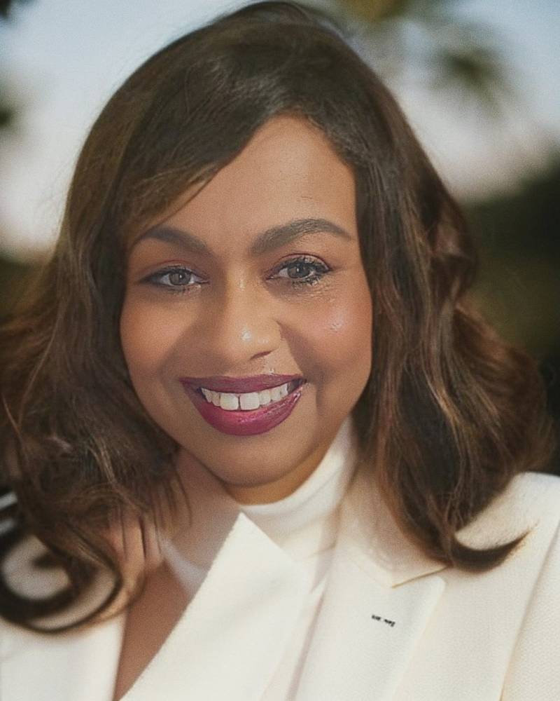 إيفون ديفيس