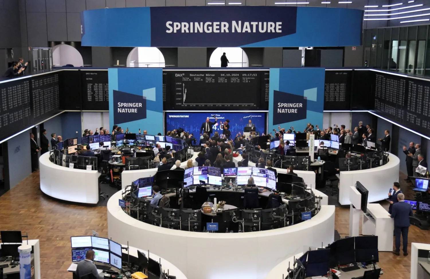 الأسهم الأوروبية تغلق عند أعلى مستوى في 4 أشهر بدعم قطاع التكنولوجيا