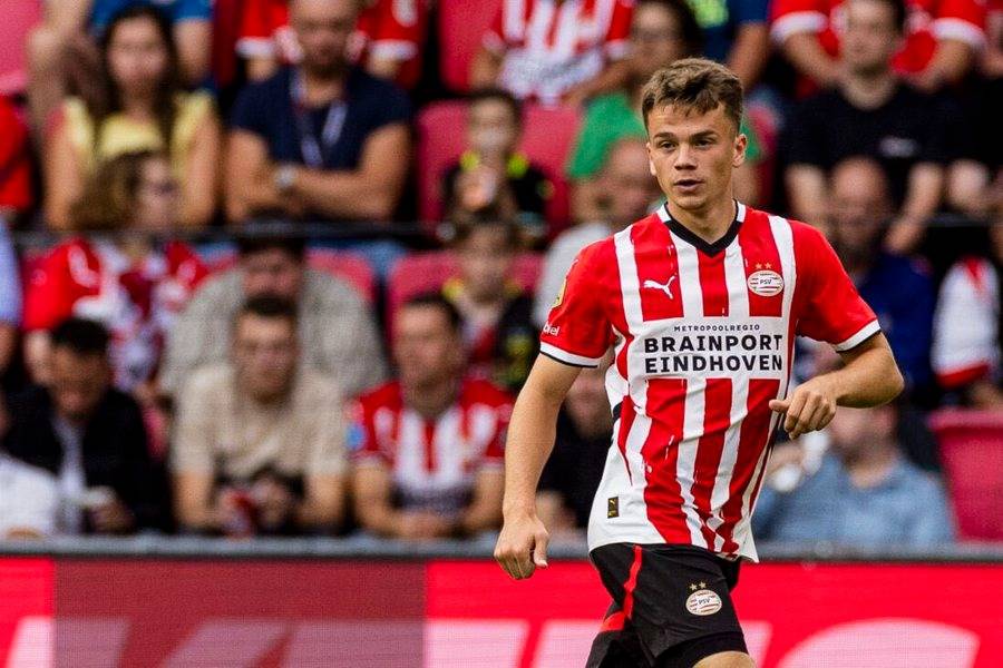 آيندهوفن يوافق على بيع ماتيو دامس للأهلي مقابل 10 ملايين يورو