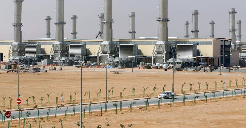 "سيمنس" تفوز بمشروع يعزز تحول الطاقة في السعودية بتكلفة 1.6 مليار دولار