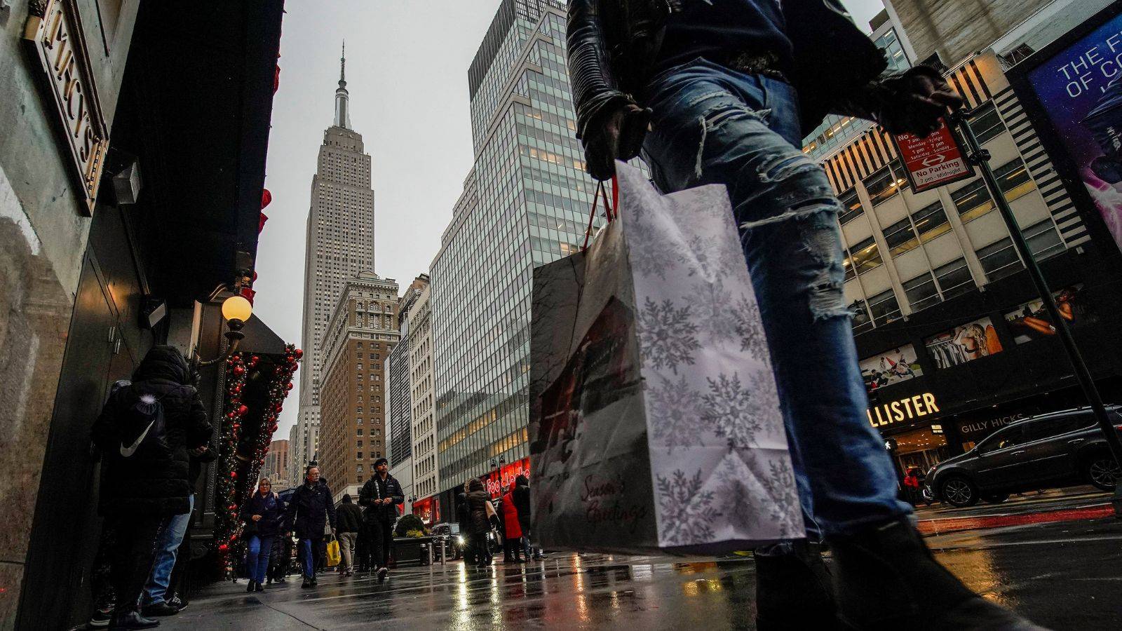 تباطؤ التضخم الأمريكي إلى 2.8% خلال فبراير