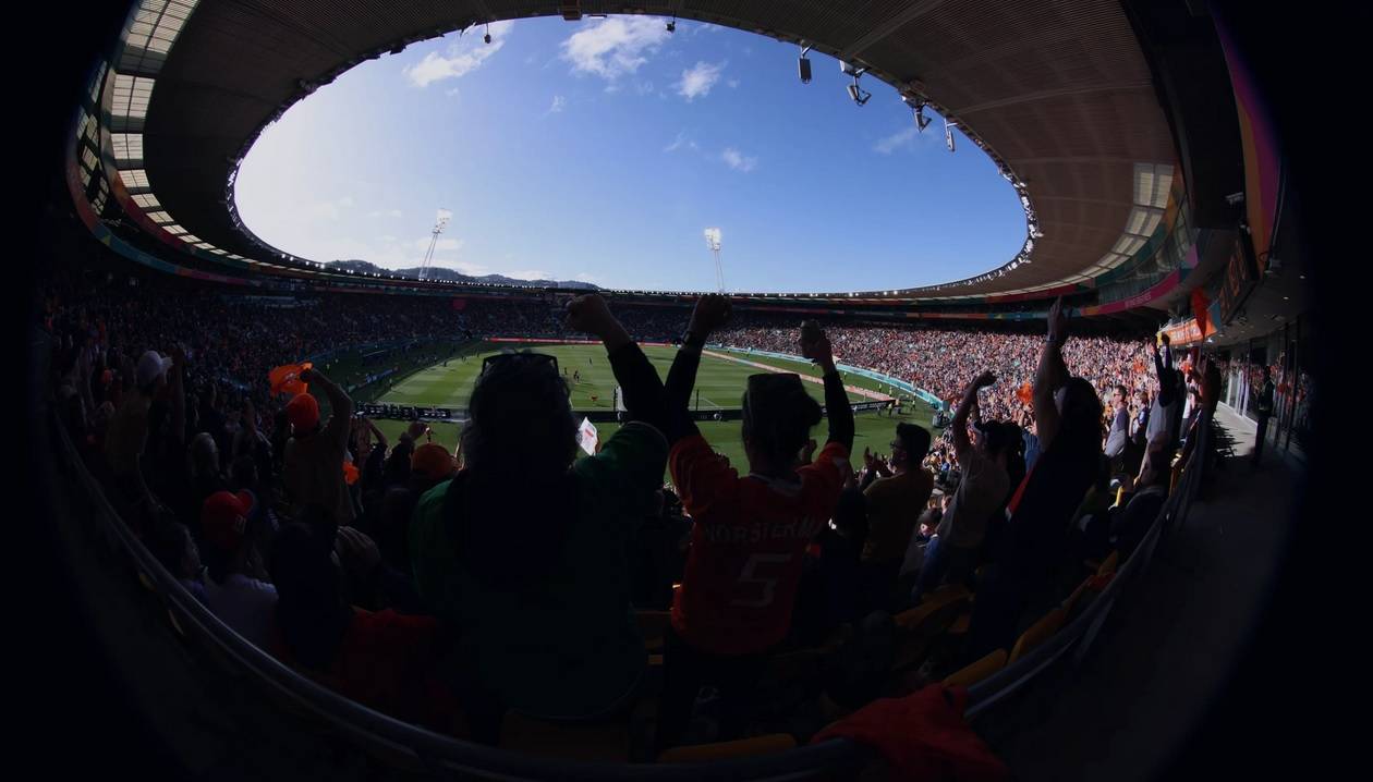 "فيفا": نمو كرة القدم النسائية في السعودية جذب اهتمام الشركات والمستثمرين