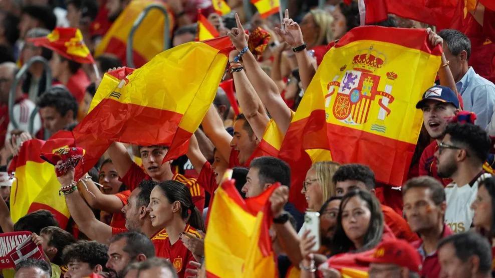 تذاكر نهائيات دوري الأمم الأوروبية مقابل 30 يورو لجماهير المنتخبات الـ 4