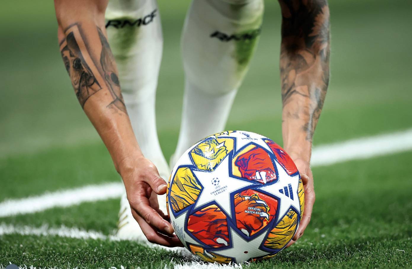 مستوى قياسي لإيرادات الأندية الأوروبية .. 26.8 مليار يورو في عام