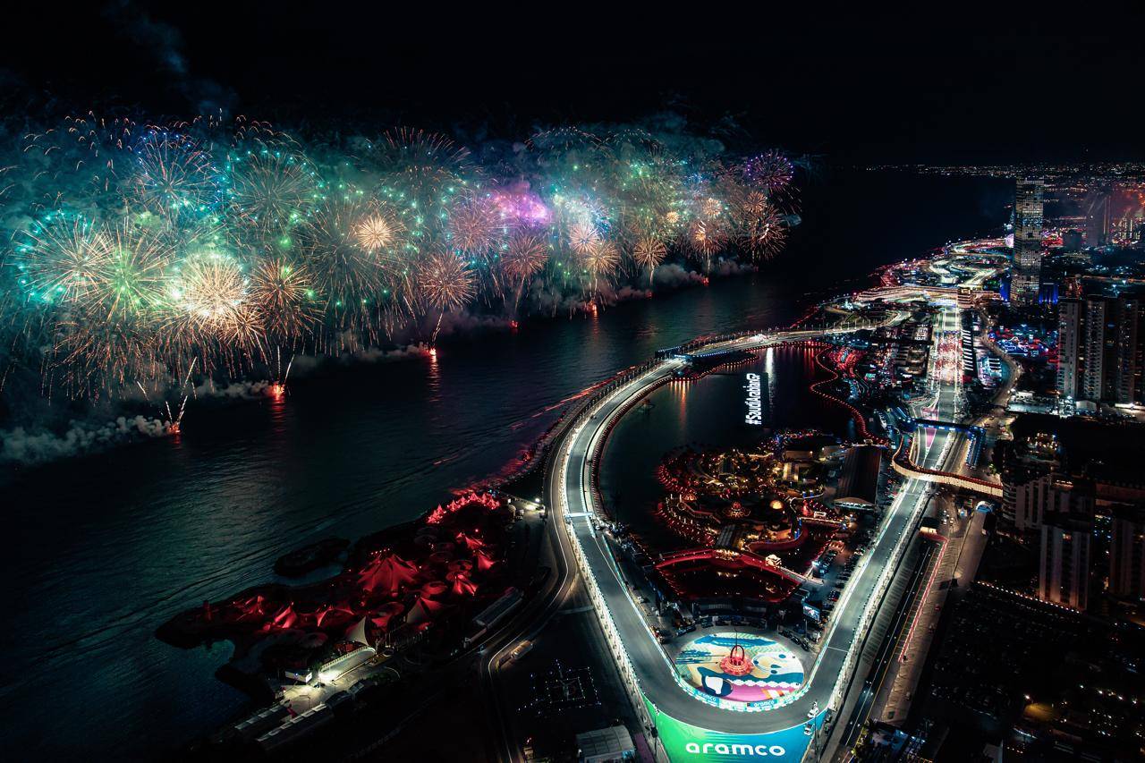 تذاكر سباق "فورمولا 1" على حلبة كورنيش جدة تصل إلى 30 ألف ريال