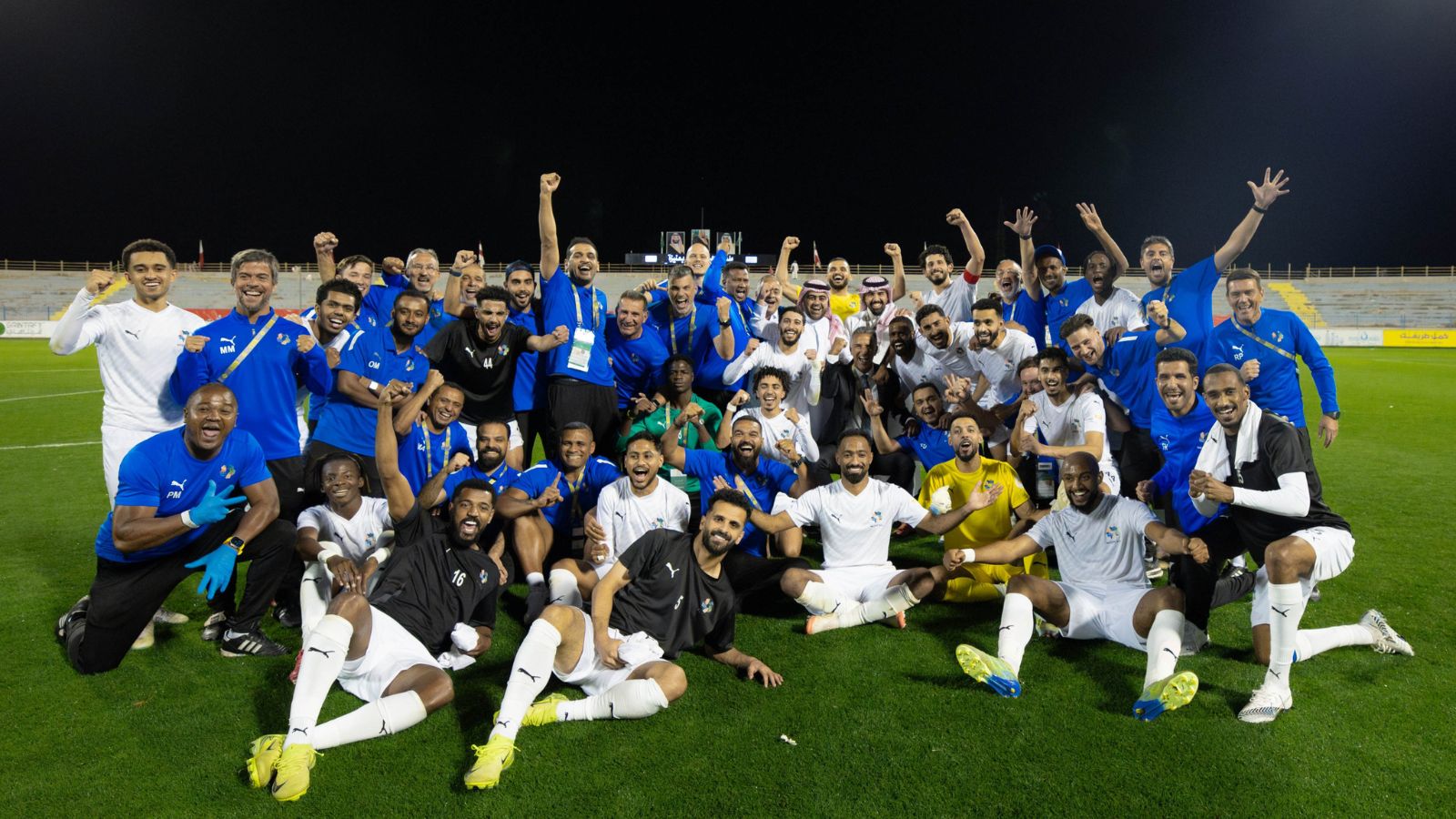 نيوم يصعد إلى دوري روشن السعودي للمحترفين لأول مرة في تاريخه