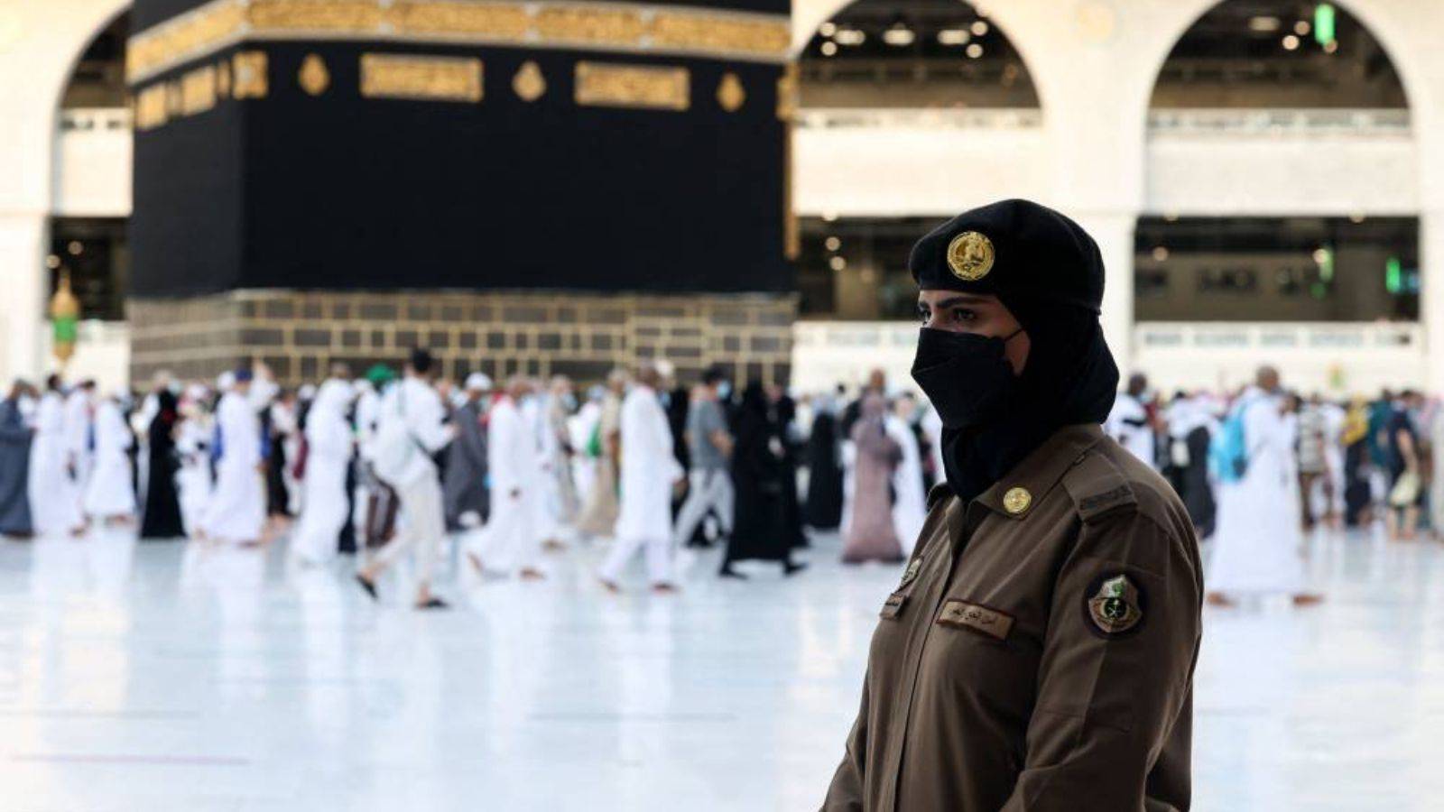 السعودية تفرض غرامات تصل إلى 100 ألف ريال على مخالفي أنظمة وتعليمات الحج