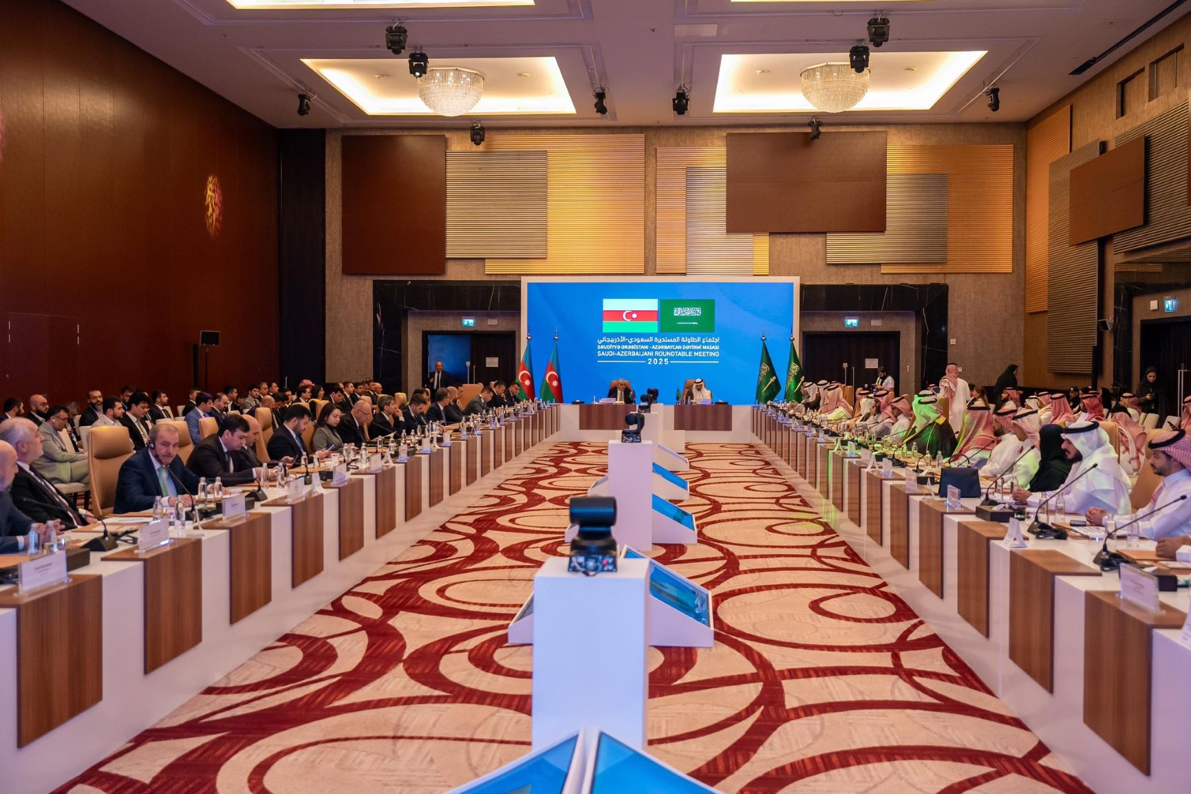 اتفاقية بين السعودية وأذربيجان لتأسيس منشآت صناعية وطبية تشمل الأورام