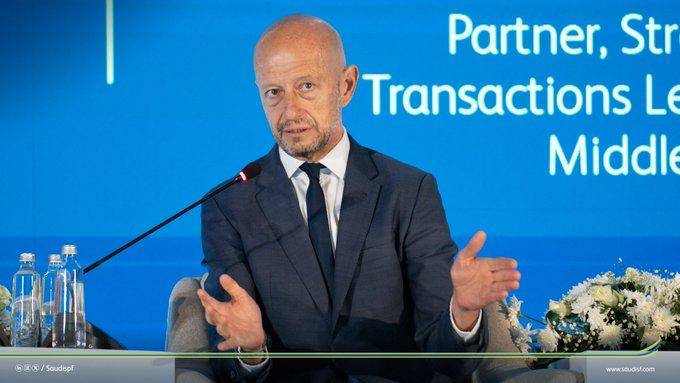 تنفيذيا الهلال والنصر: الدوري السعودي جاذب للاستثمار وسيصبح مصدرا للموهوبين