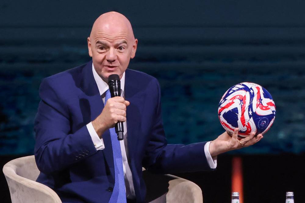 رئيس الفيفا: 70% من أموال كرة القدم أوروبية... فماذا لو دخلت السعودية بقوة؟
