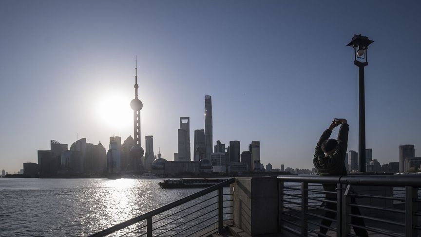 بريطانيا تزيح الصين كثاني أكبر حائز لسندات الخزانة الأمريكية