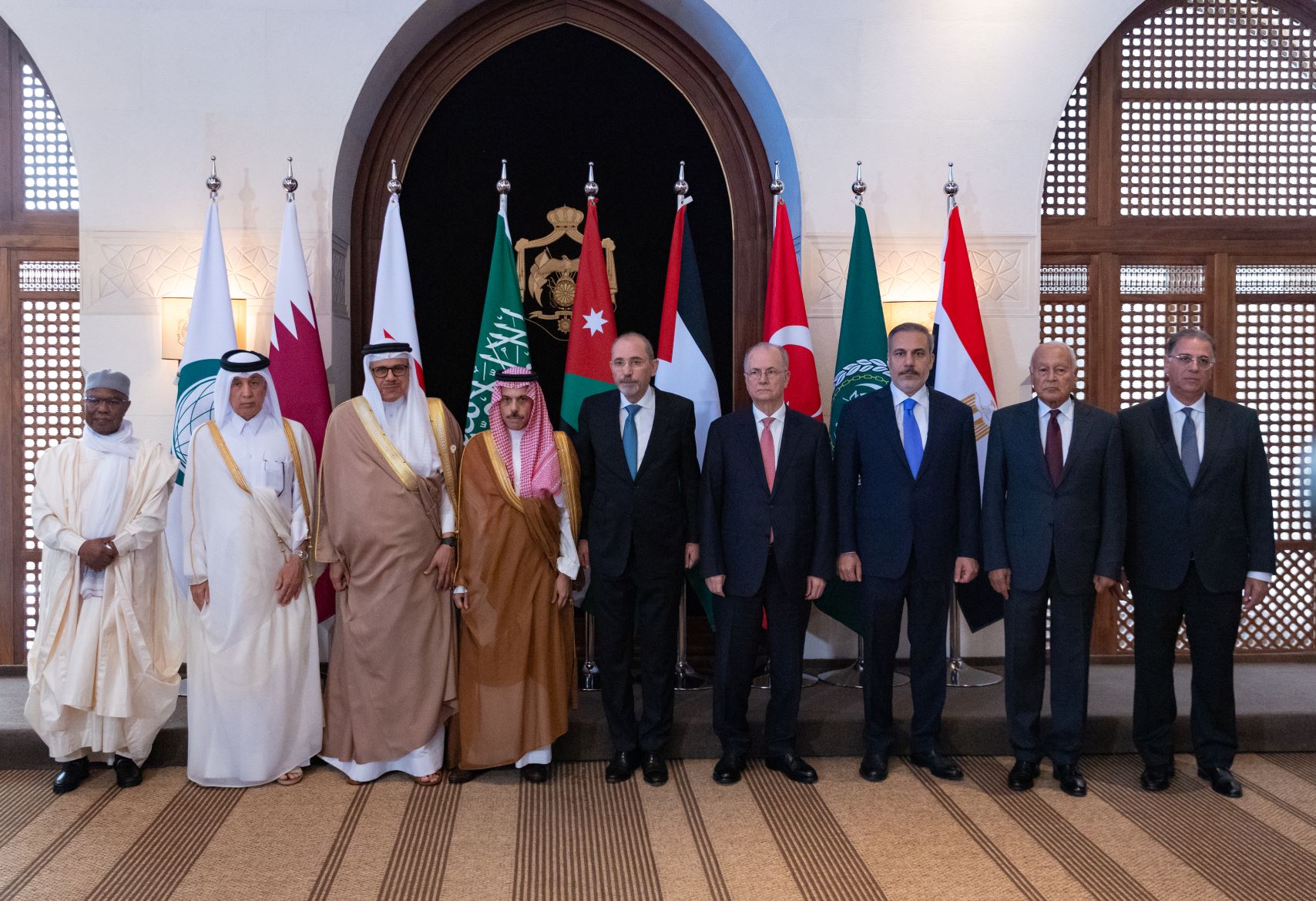 اللجنة العربية الإسلامية المشتركة تطالب بوصول المساعدات الإنسانية إلى غزة بشكل عاجل