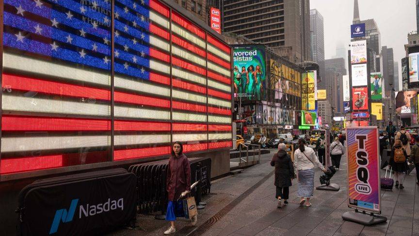 رسوم ترمب لا تشكل مصدر إزعاج للفيدرالي الأمريكي بعد