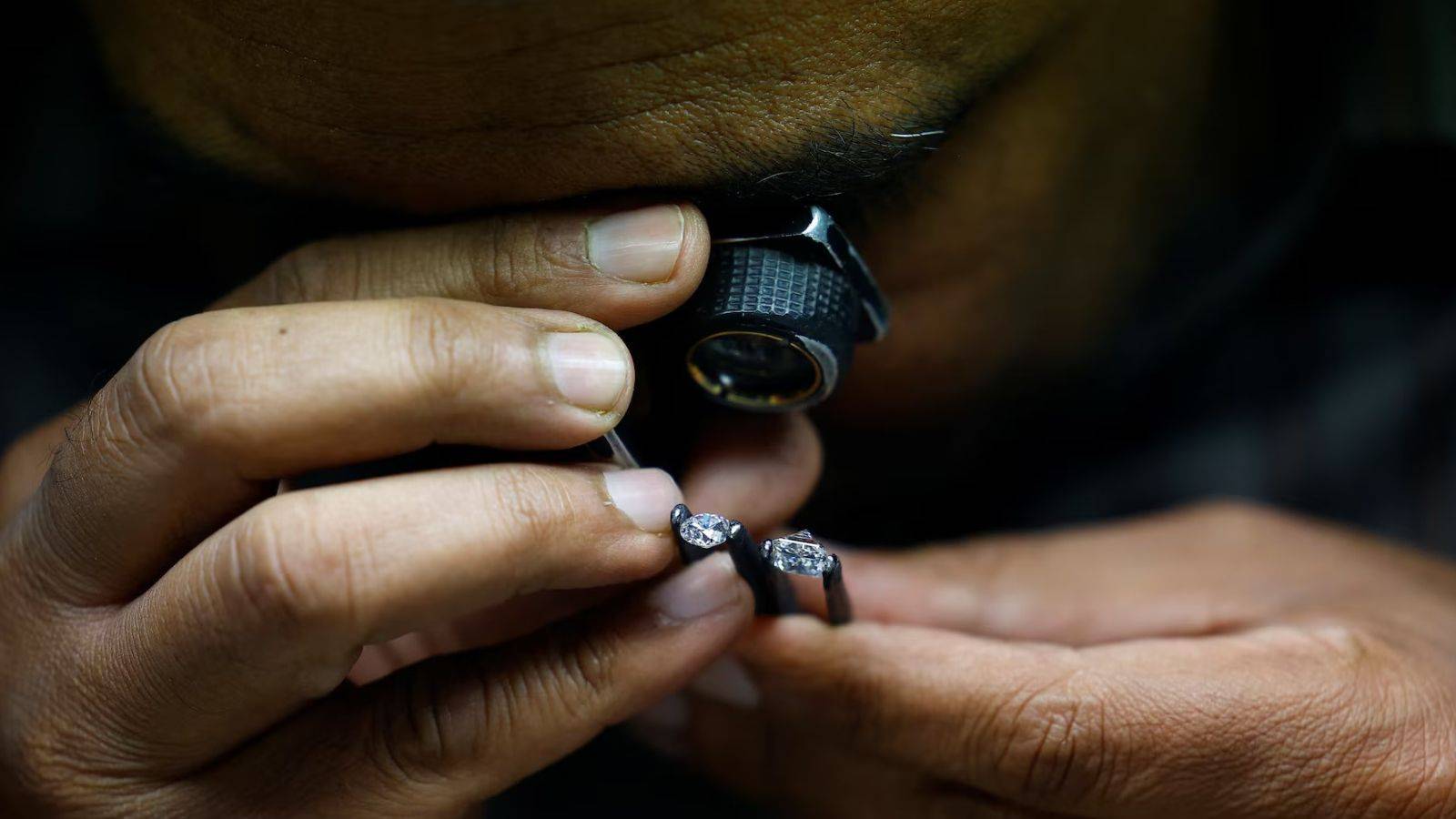 رسوم ترمب الجمركية توجه "الضربة الأخيرة" لصناعة الألماس العالمية