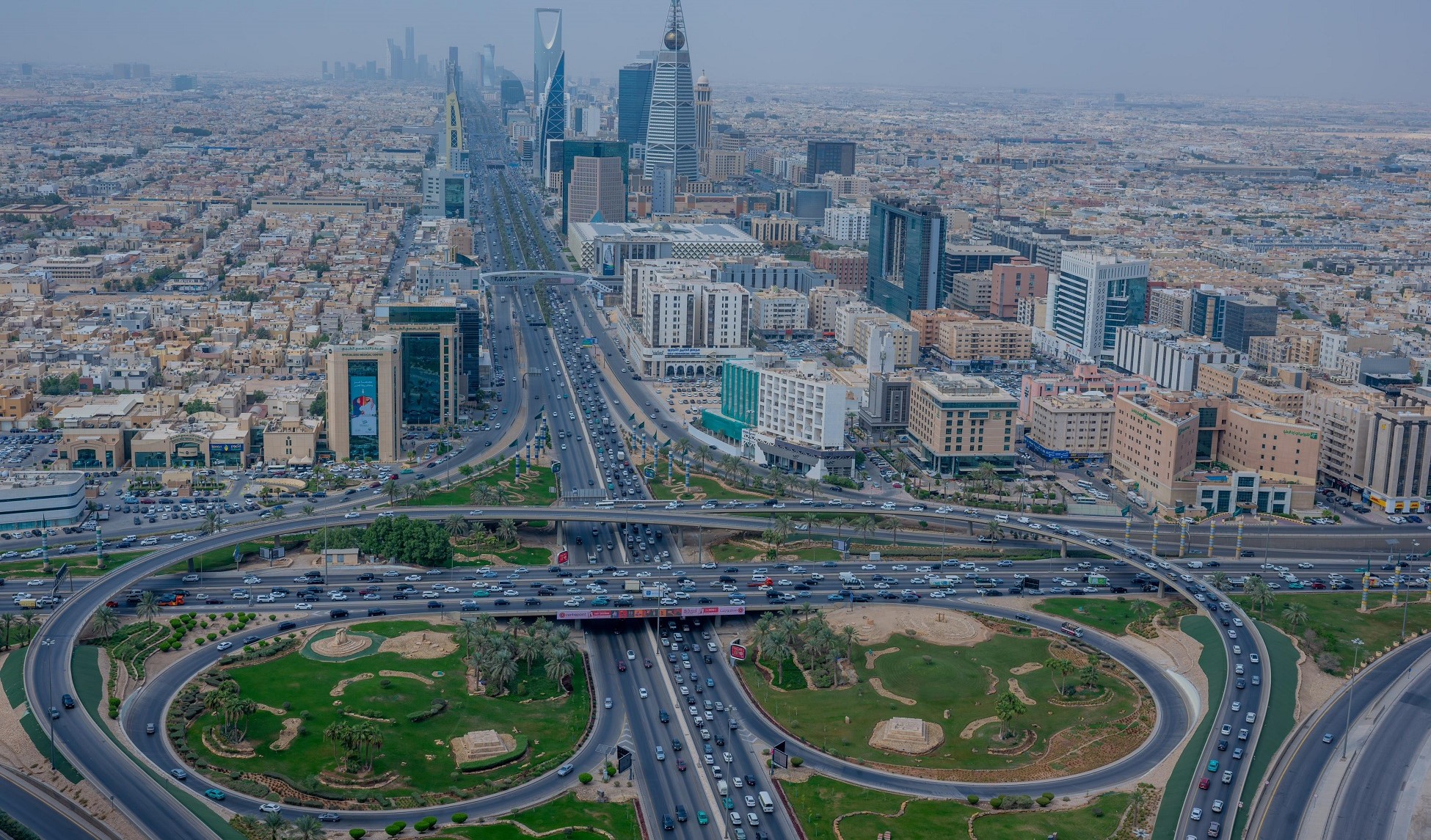 شركات أمريكية بينها بلاك روك وسيتي جروب تزور السعودية رفقة ترمب