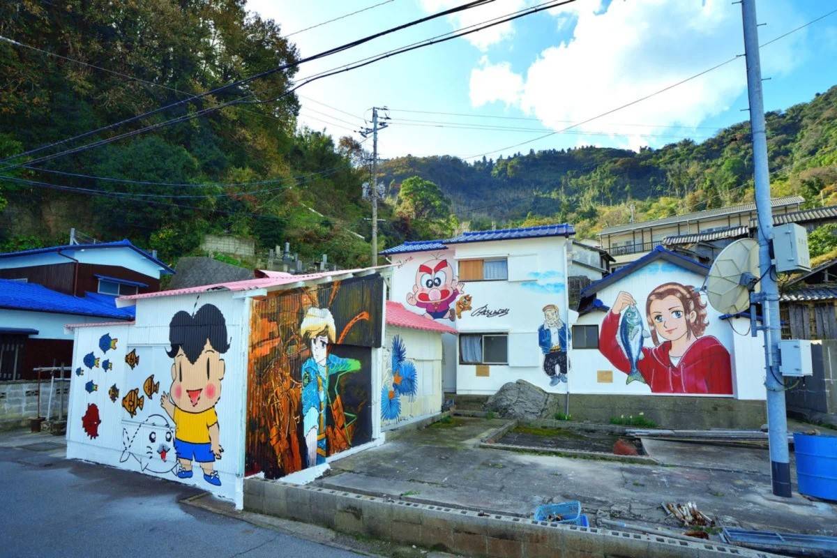 رهان على القصص المصورة.. هل يمكن للمانجا إنقاذ تاكايكاميشيما اليابانية المهجورة؟