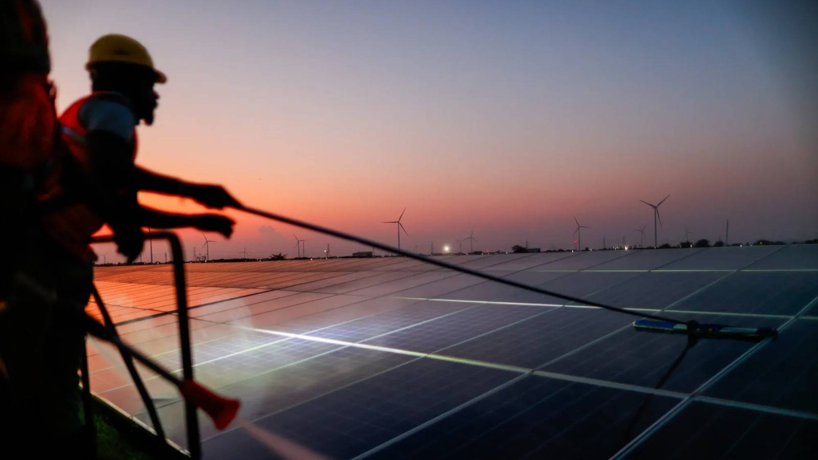 "أكواباور" السعودية تمهد لصفقة ضخمة في تركيا باستثمار 5 مليارات دولار