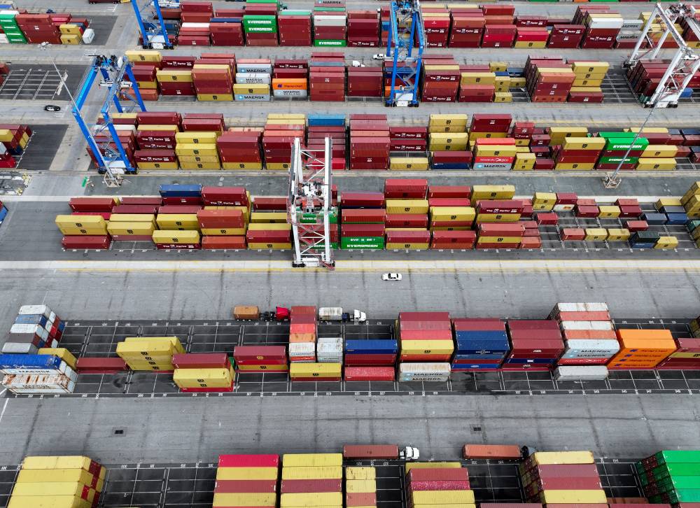 الناتج المحلّي الصيني ينمو 5.2 % في الربع الثاني بدعم من قوة الصادرات 