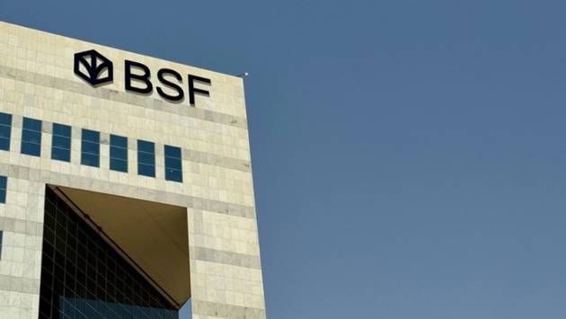 أرباح "بي إس إف" الفصلية تقفز 24% وتوزيعات للسهم عن النصف الأول 0.55 ريال