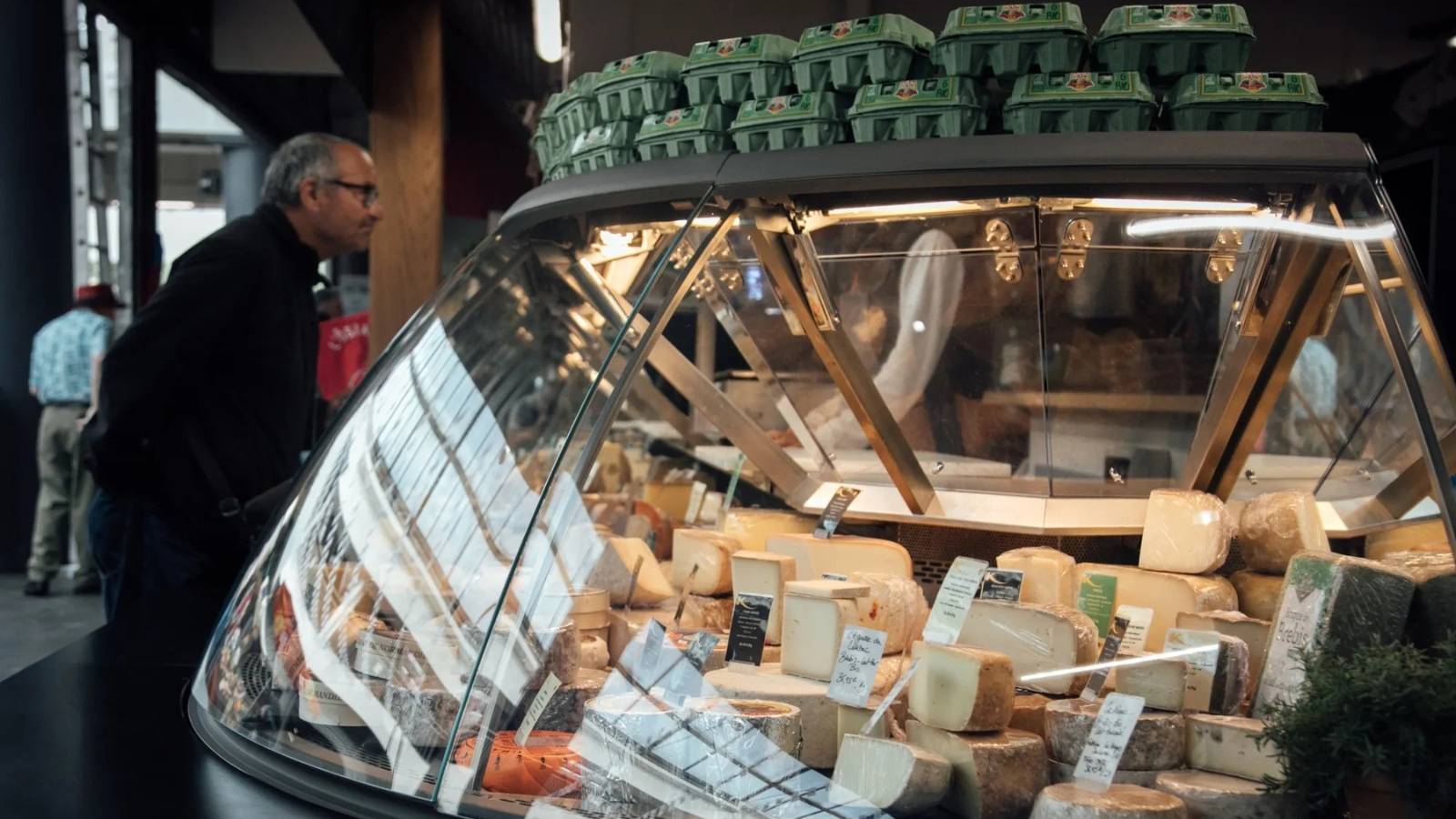 اللحوم والألبان والزيوت تدفع أسعار الغذاء العالمية للارتفاع في يونيو