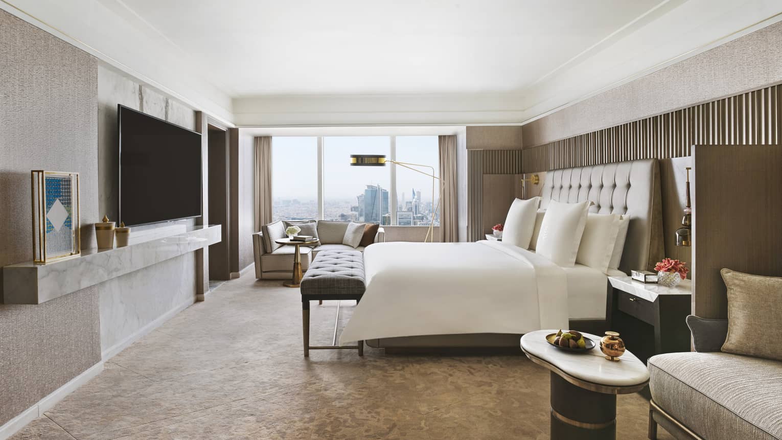 مديرو فنادق: السعودية متوافقة مع البروتوكول العالمي بحد أقصى 20 ساعة للنزيل