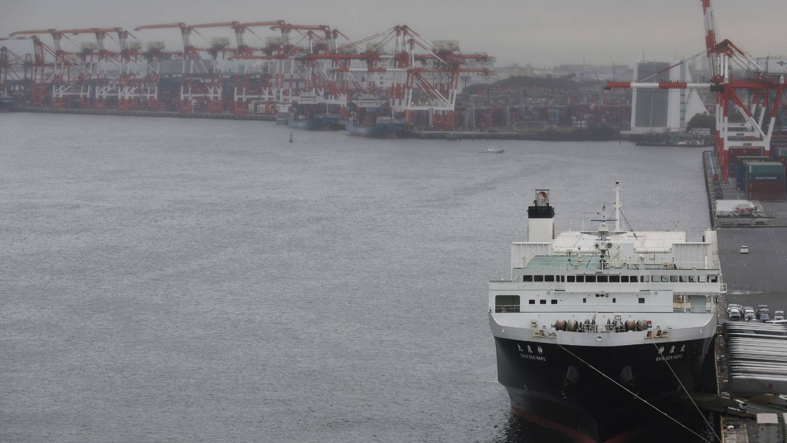 رسوم أمريكا الجمركية تدفع صادرات اليابان لأكبر تراجع خلال 4 أعوام