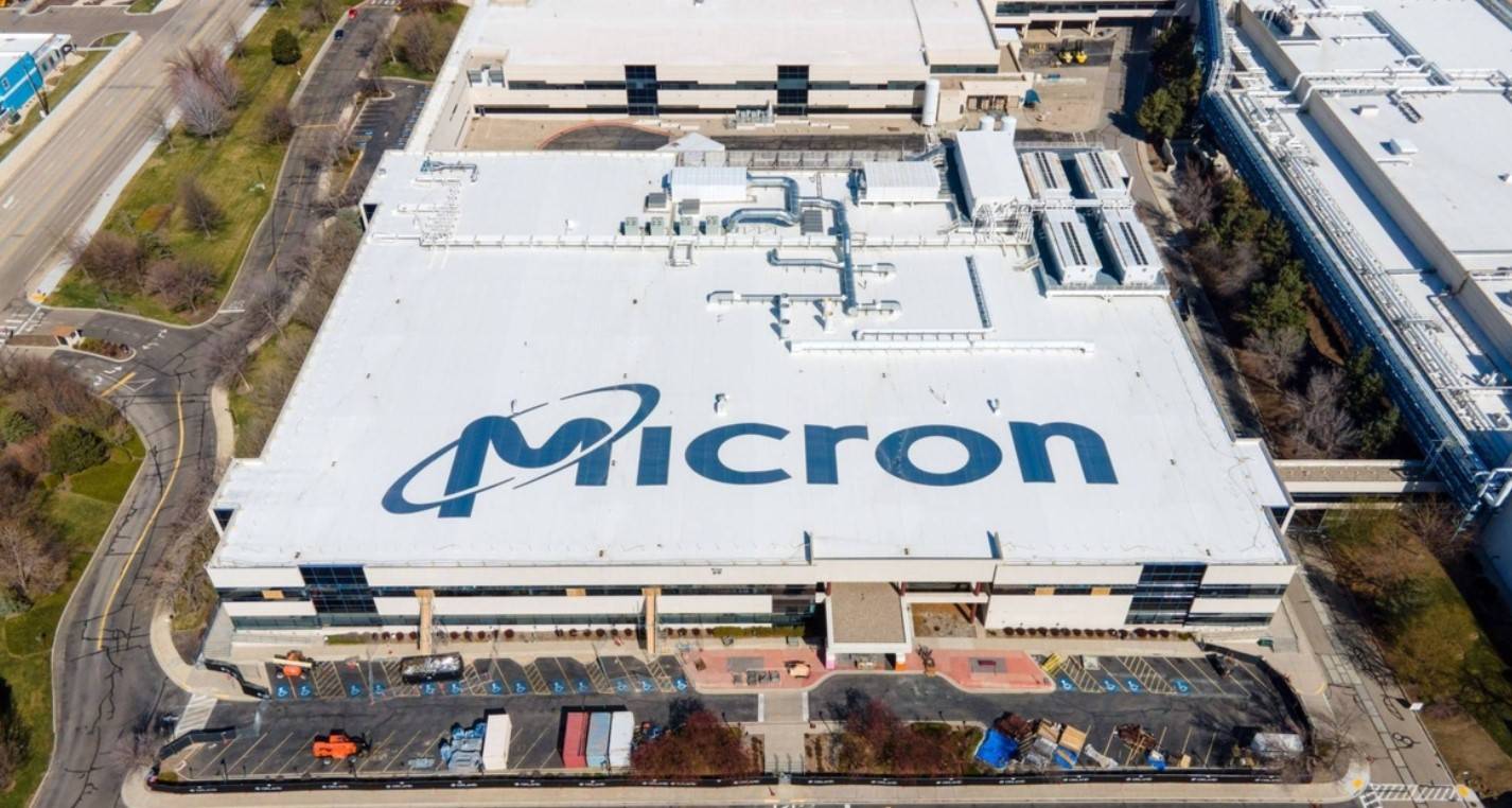 مسؤول: ترمب لن يطالب بحصة في شركات الرقائق التي تخطط للاستثمار بأمريكا