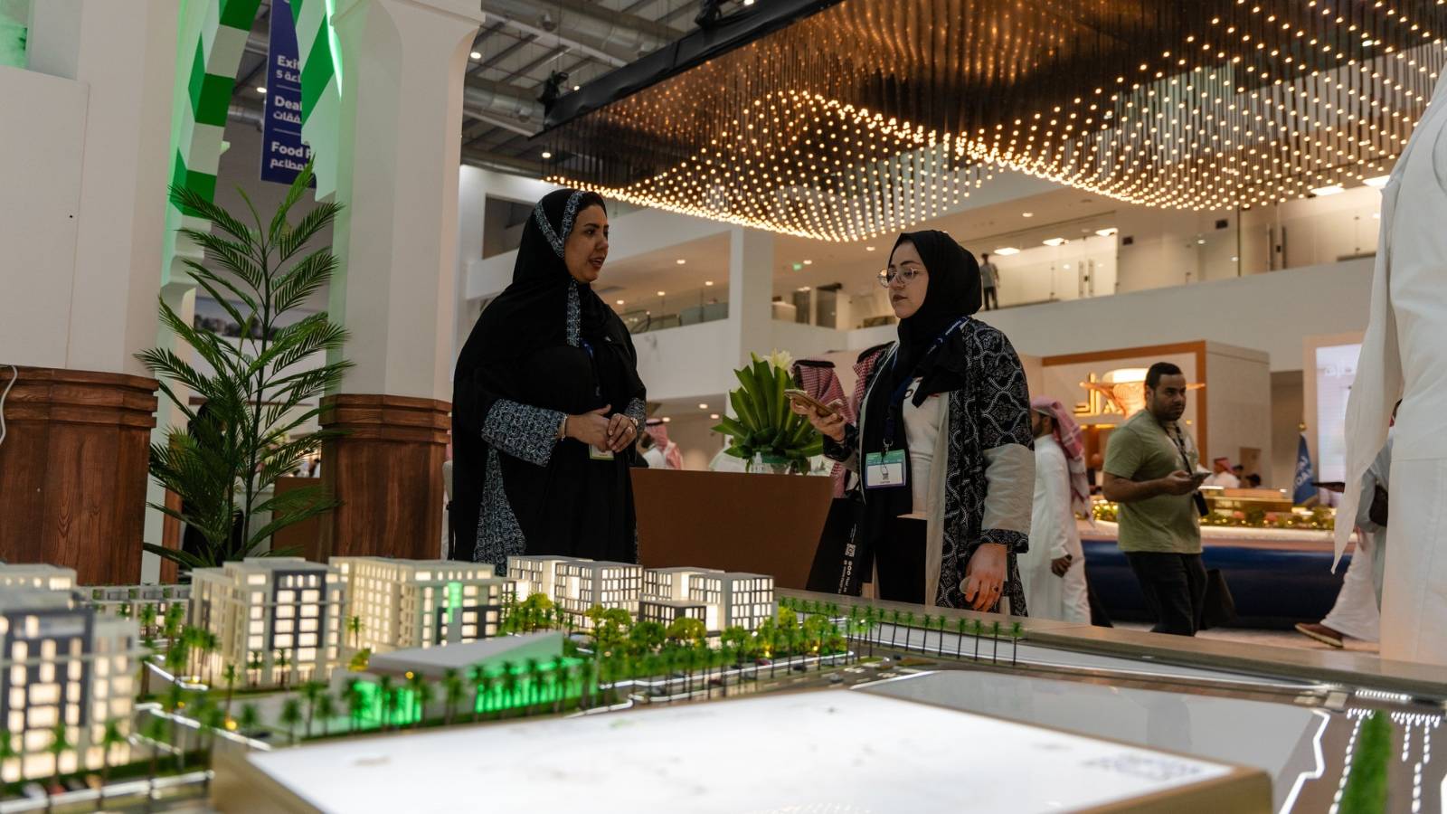 "مدينة المعرفة" تقترض 305 ملايين ريال لتنفيذ جزء من مشروع "العلياء" السكني