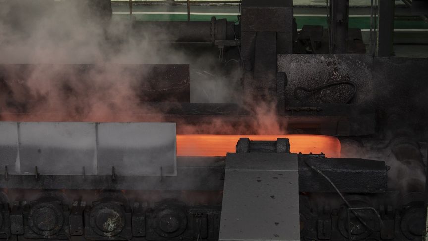 قفزة بأكثر من 300% في صادرات الصين من الصلب شبه المُصنع