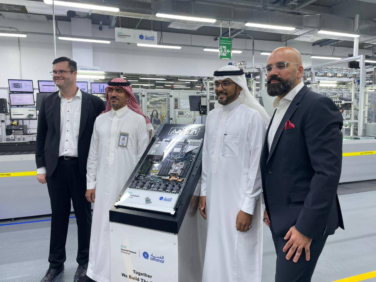 شراكة سعودية - أمريكية لإنتاج خوادم بطاقة 700 وحدة شهريا محليا