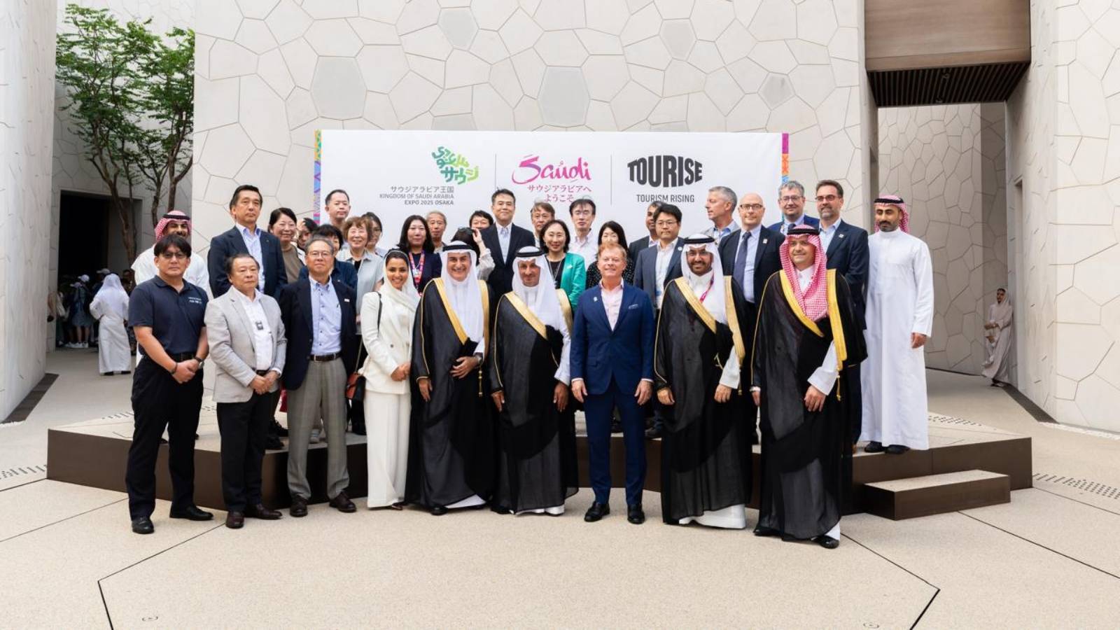 السعودية تعزز علاقاتها مع اليابان وتستعرض ريادتها ورؤيتها السياحية في إكسبو 2025