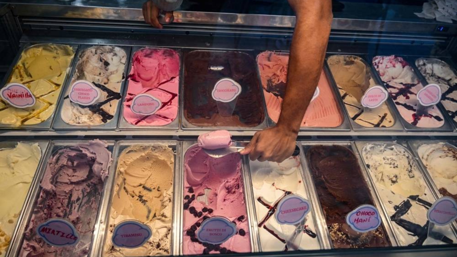 تمدد شهور الصيف يرفع مبيعات الآيسكريم في السعودية 6 % سنويا