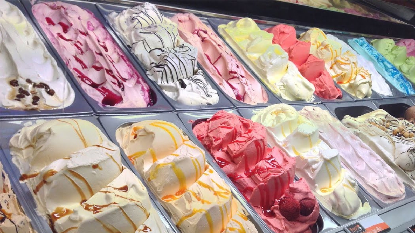 تمدد شهور الصيف يرفع مبيعات الآيسكريم في السعودية 6 % سنويا