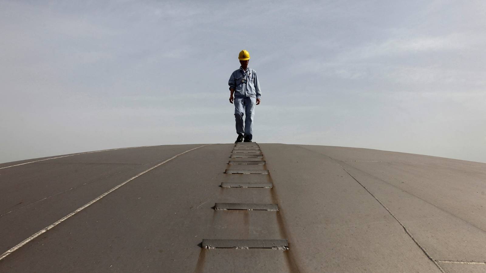 "جولدمان ساكس" يتوقع ارتفاع طلب الصين على النفط الخام حتى 2026