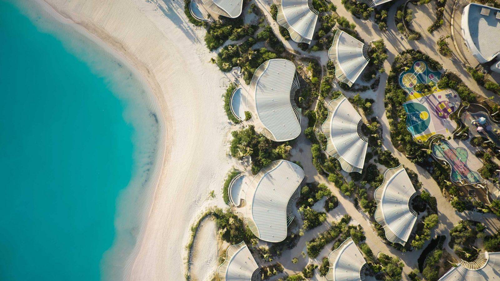 "البحر الأحمر" تدشن أكبر جزرها المطورة "شورى".. تضم 11 منتجعا عالميا