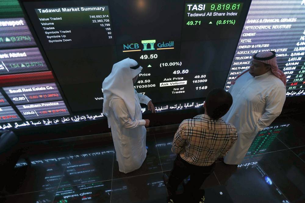 تحسن أداء "تاسي" يدفع متعاملي البيع على المكشوف بتخفيض مراكزهم في 16 شركة 