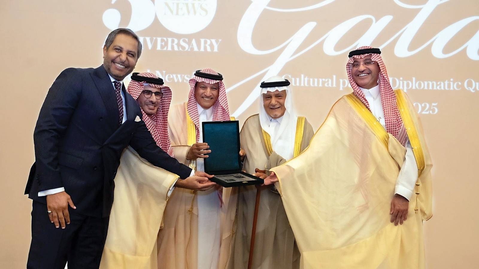 في يوبيلها الذهبي .. "عرب نيوز" تكرم المؤسسين وتعلن خططها للنشر بـ 50 لغة