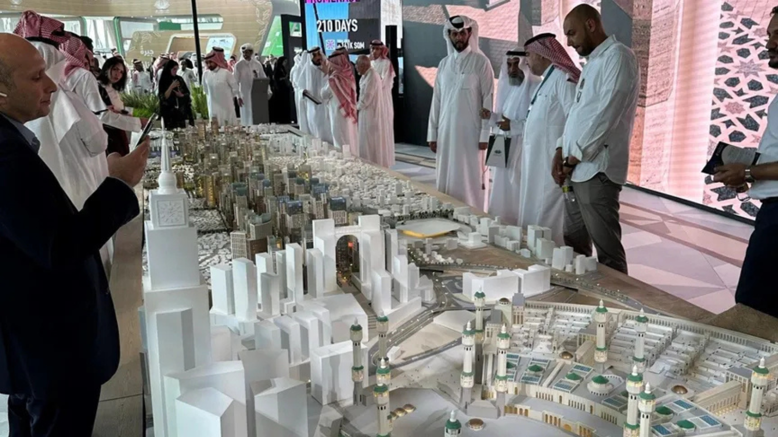 "أم القرى للتنمية والإعمار" أفضل شركة أداء أدرجت بالشرق الأوسط هذا العام.. المكاسب 60%