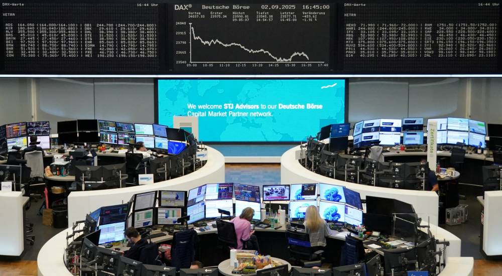 أسهم أوروبا تستقر مع انحسار مخاوف سوق السندات