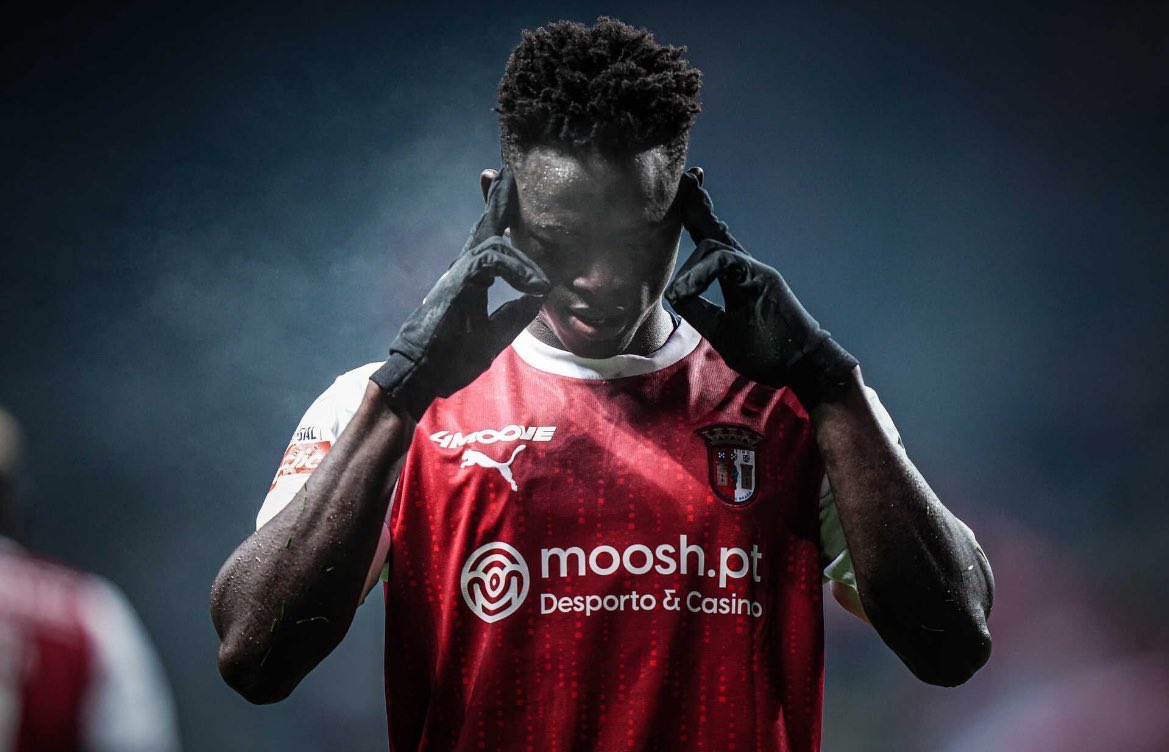 الشاب البرتغالي فيرنانديز إلى الاتحاد مقابل 34.5 مليون يورو