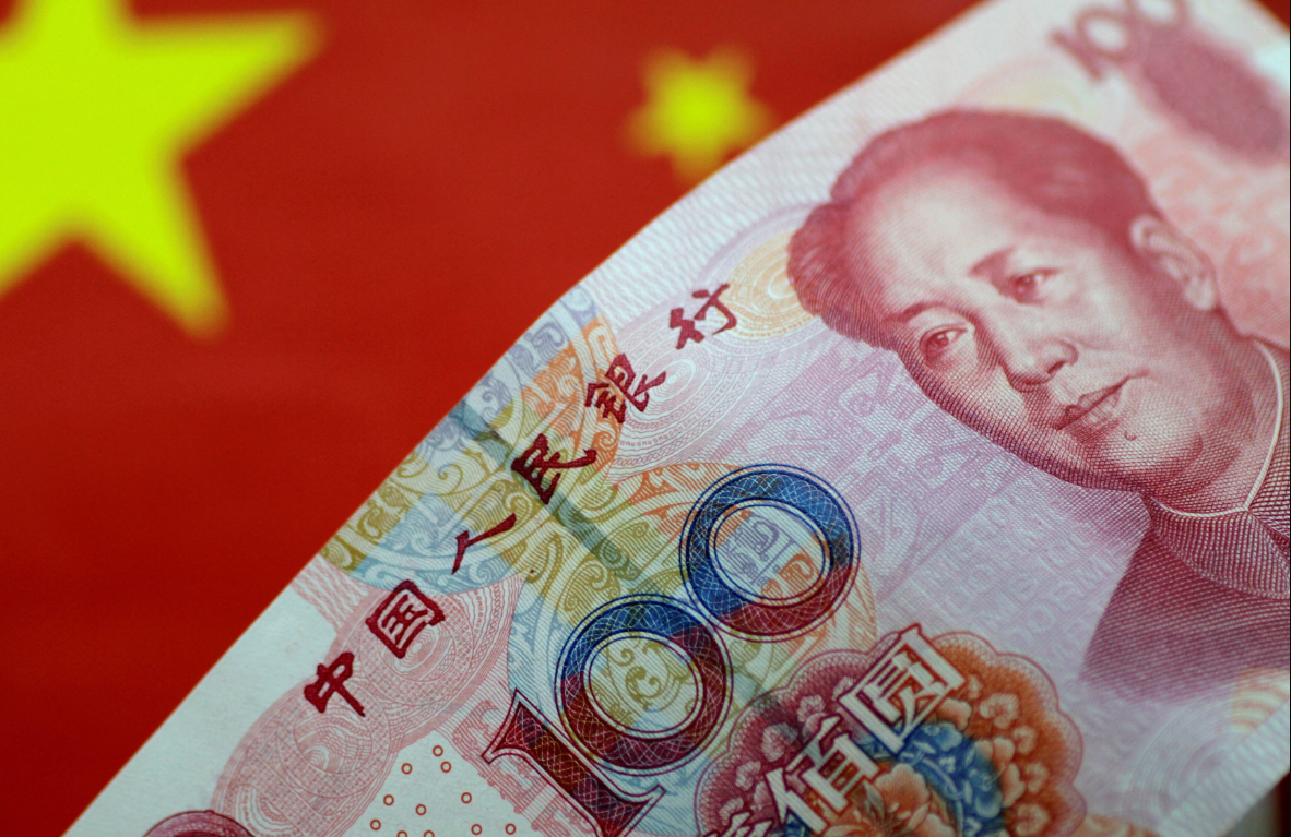 اليوان يقترب من إزاحة الجنيه الإسترليني كرابع أكثر العملات تداولاً