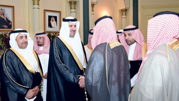أمير المدينة للمبايعين: ولاؤكم نهج حكيم سارت عليه المملكة منذ تأسيسها