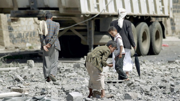 مصادر يمنية: ميليشيا الحوثي تعتقل مقاتليها المنسحبين من المدن بتهمة الخيانة