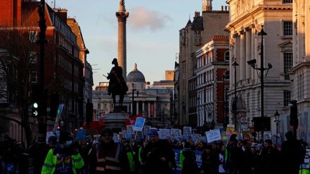 بريطانيا: إضراب جديد للممرضين للمطالبة بتحسين الأجور