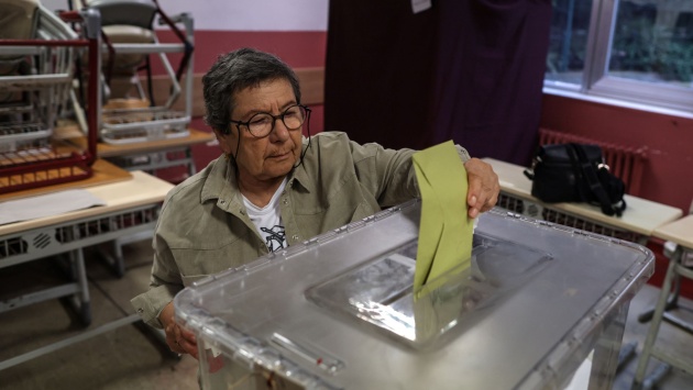 الأتراك يصوتون في جولة الإعادة لانتخابات الرئاسة