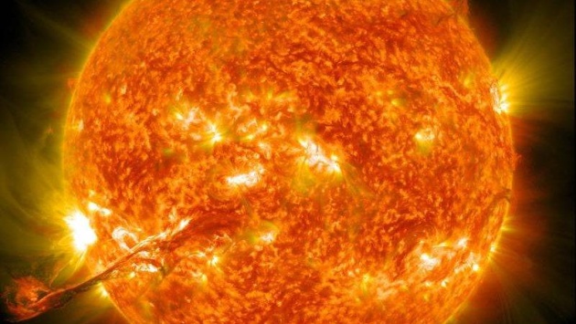 اكتشاف موقع في الكون أكثر سخونة من سطح الشمس