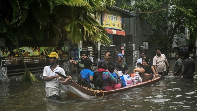 إعصار ميتشونج يجتاح جنوب الهند بعد مقتل 13 في فيضانات وأمطار