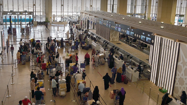 مطارات الدمام توقع اتفاقية مع مطارات عمان لشراء المعدات وتبادل الخبرات
